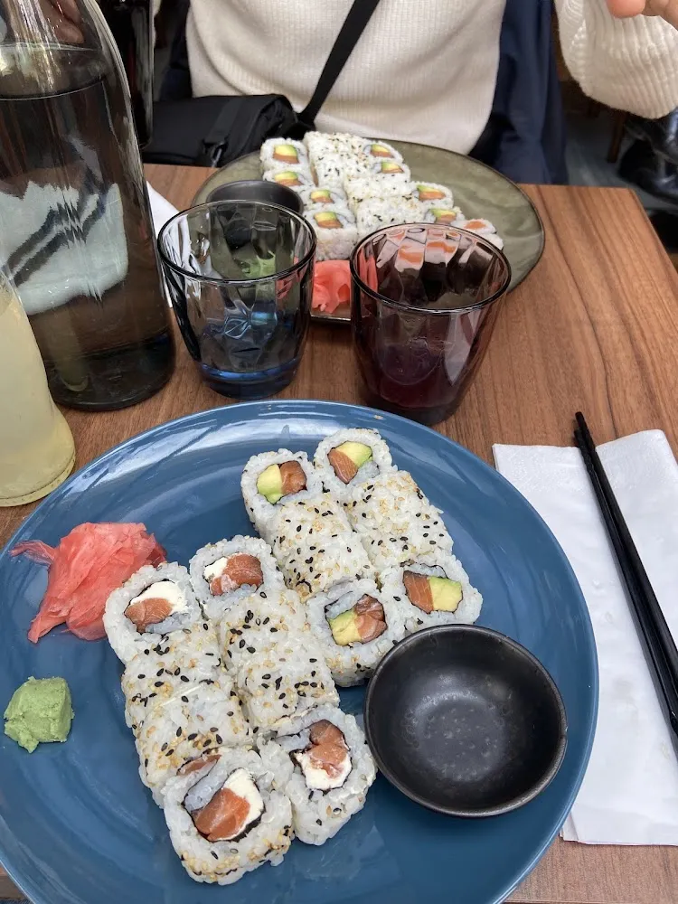 California Rolls Saumon Avocat